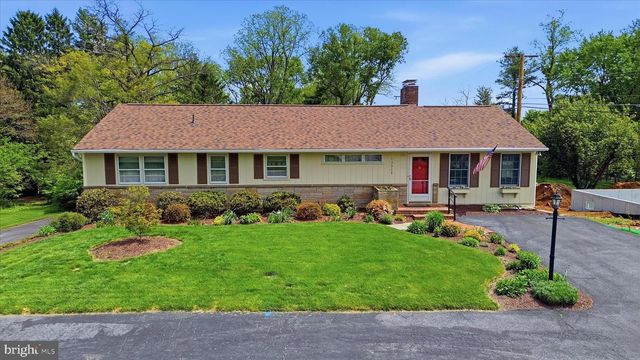 13315 APPLE HILL DR, Hagerstown, MD 21742