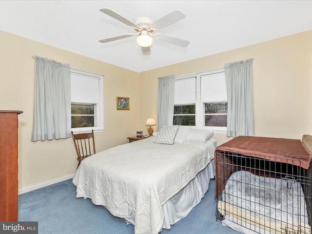 13315 APPLE HILL DR, Hagerstown, MD 21742
