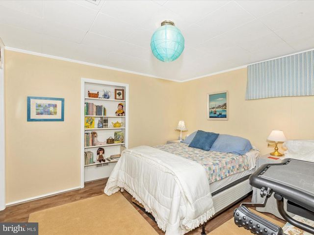 13315 APPLE HILL DR, Hagerstown, MD 21742