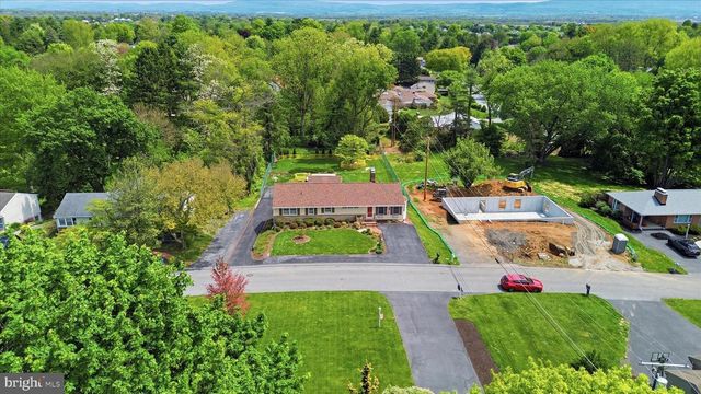 13315 APPLE HILL DR, Hagerstown, MD 21742