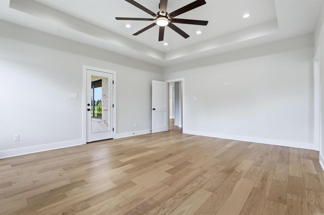 7612 S Shoreline Blvd, Benton, AR 72019