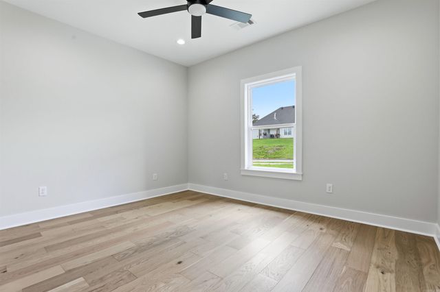 7612 S Shoreline Blvd, Benton, AR 72019