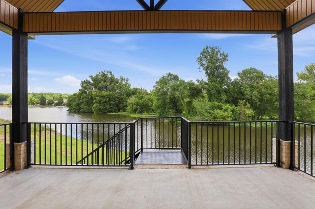 7612 S Shoreline Blvd, Benton, AR 72019
