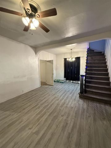 503 Orchard Avenue, Muskegon, MI 49442