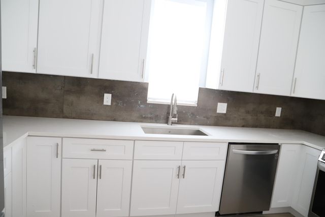 806 NW 82ND Place, Boca Raton, FL 33487
