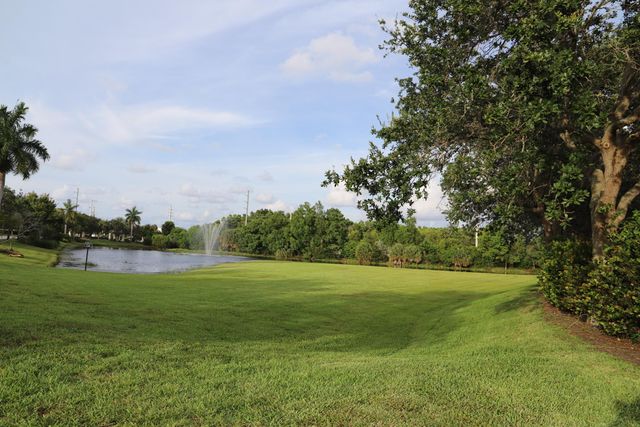 806 NW 82ND Place, Boca Raton, FL 33487
