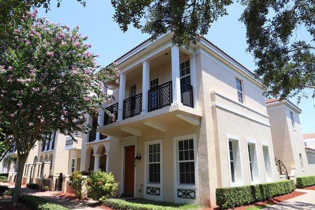 806 NW 82ND Place, Boca Raton, FL 33487