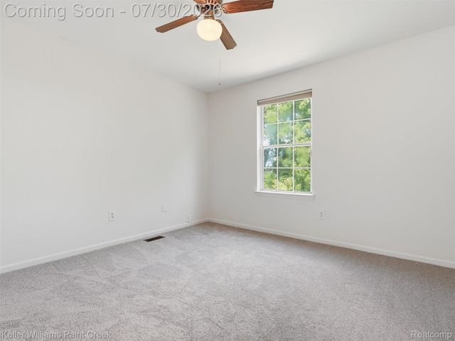 543 Arlington Drive, Rochester Hills, MI 48307