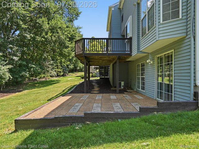 543 Arlington Drive, Rochester Hills, MI 48307