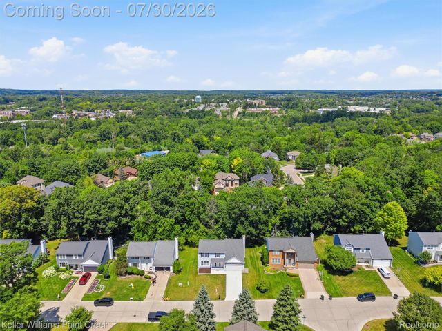 543 Arlington Drive, Rochester Hills, MI 48307