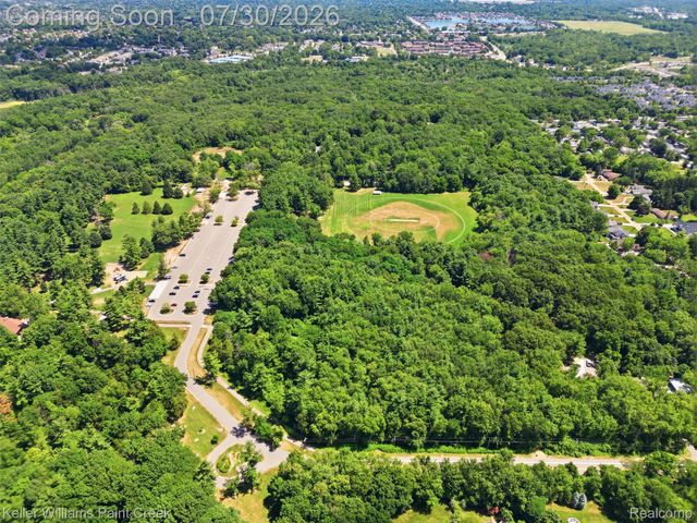 543 Arlington Drive, Rochester Hills, MI 48307