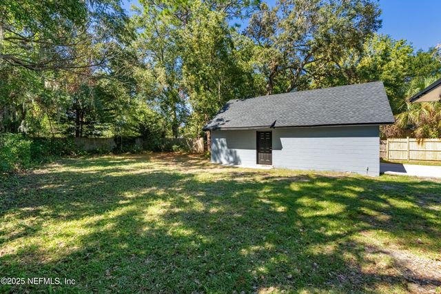 2944 CORKWOOD Road W, Jacksonville, FL 32277