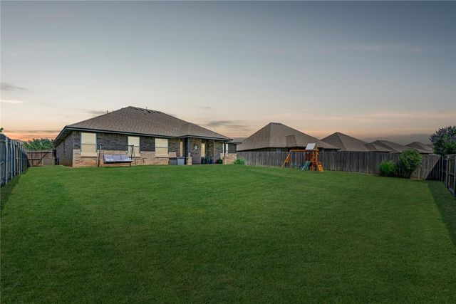 4908 Wister Lane, Edmond, OK 73025