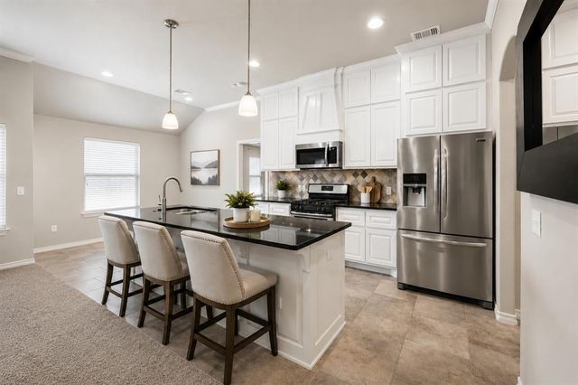 4908 Wister Lane, Edmond, OK 73025