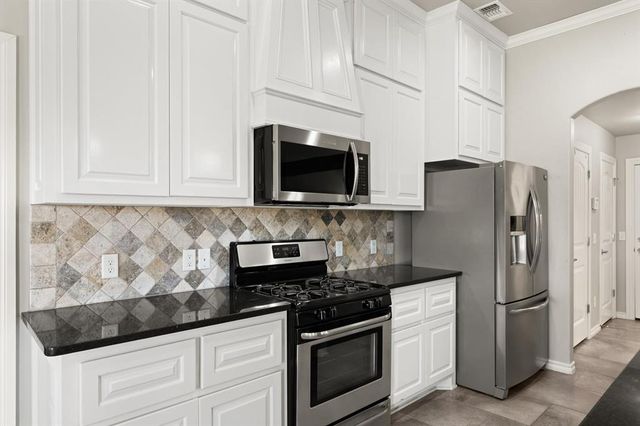 4908 Wister Lane, Edmond, OK 73025