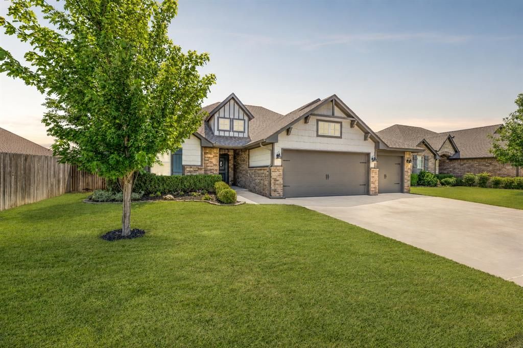 4908 Wister Lane, Edmond, OK 73025