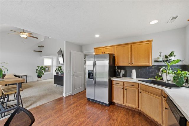 2389 AVENUE M WAY, Council Bluffs, IA 51501