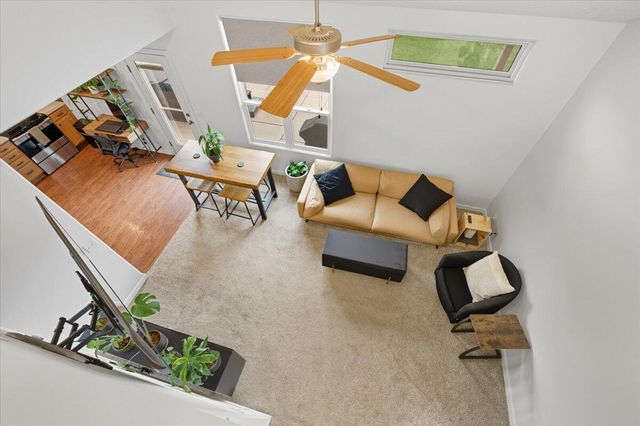 2389 AVENUE M WAY, Council Bluffs, IA 51501