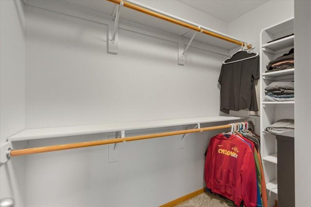 2389 AVENUE M WAY, Council Bluffs, IA 51501