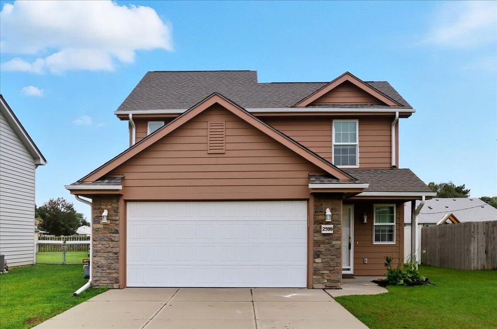 2389 AVENUE M WAY, Council Bluffs, IA 51501