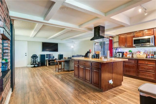 3695 Holly Vista Drive, Highland, CA 92346