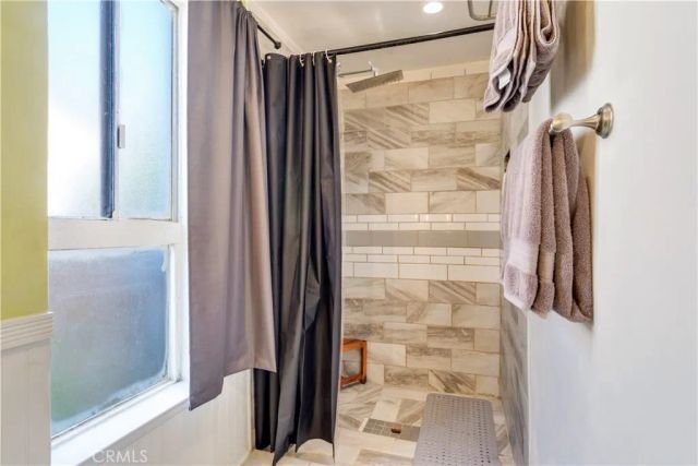 3695 Holly Vista Drive, Highland, CA 92346