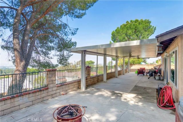 3695 Holly Vista Drive, Highland, CA 92346