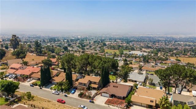 3695 Holly Vista Drive, Highland, CA 92346