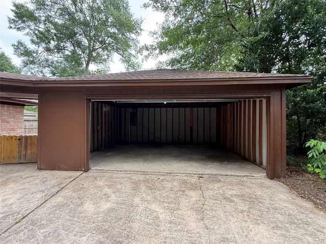 3206 Cascade Creek Drive, Houston, TX 77339