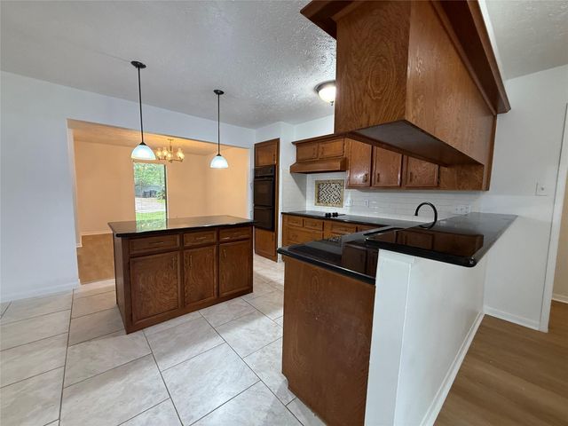 3206 Cascade Creek Drive, Houston, TX 77339