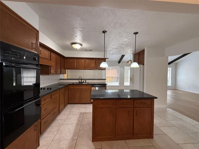 3206 Cascade Creek Drive, Houston, TX 77339