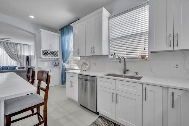 5303 ADAIR OAK DRIVE, Orlando, FL 32829