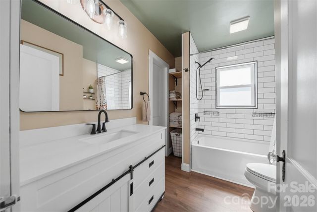 4039 Hartland Road, Lenoir, NC 28645