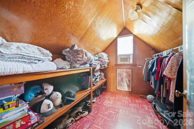 4039 Hartland Road, Lenoir, NC 28645
