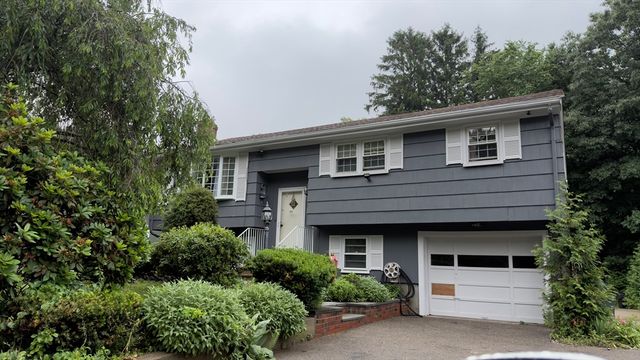 260 Pearl St, Brockton, MA 02301