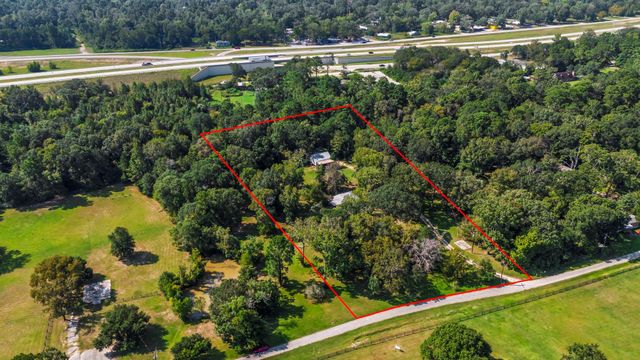 28140 Seven Sisters Road, New Caney, TX 77357