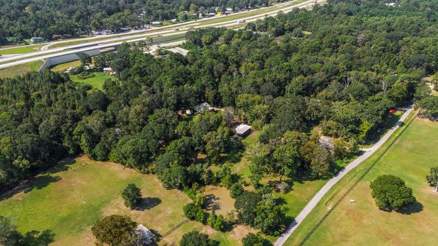 28140 Seven Sisters Road, New Caney, TX 77357