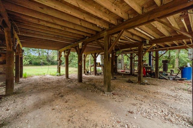 28140 Seven Sisters Road, New Caney, TX 77357