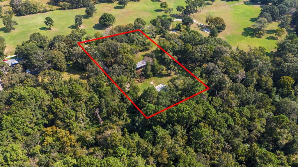 28140 Seven Sisters Road, New Caney, TX 77357