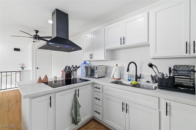 1521 Elizabeth Avenue 4, Las Vegas, NV 89119