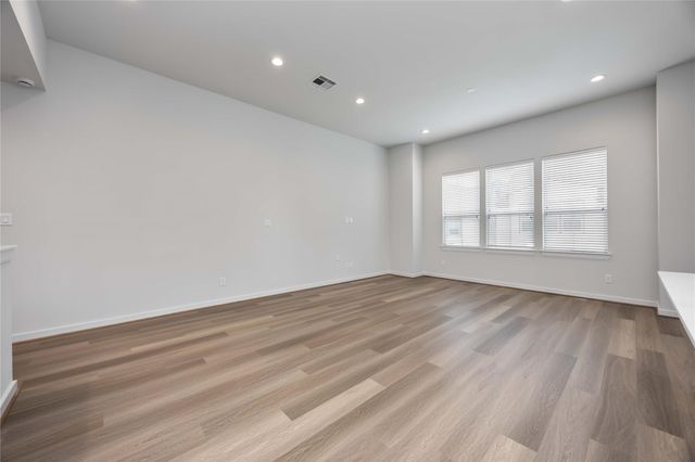 13 Fulton Row Lane, Houston, TX 77076