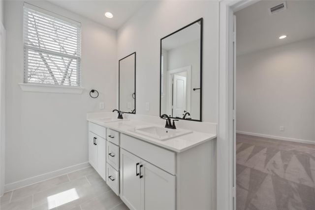 13 Fulton Row Lane, Houston, TX 77076