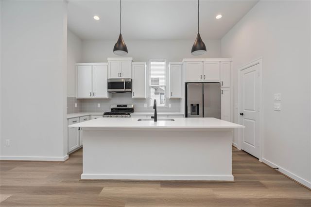 13 Fulton Row Lane, Houston, TX 77076