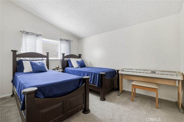 18927 Claycrest, Canyon Country, CA 91351