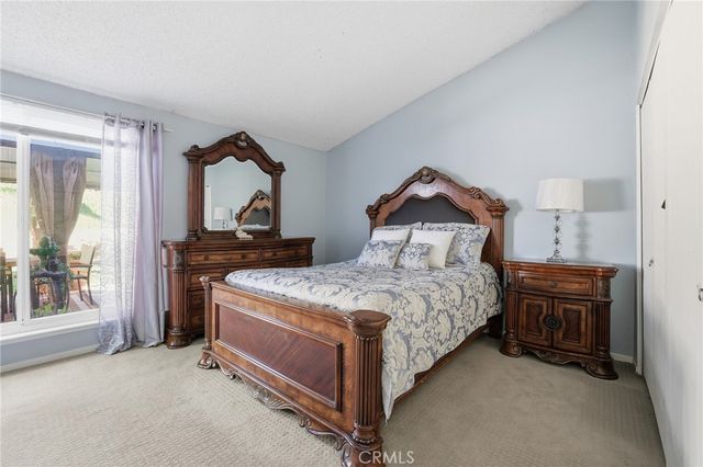 18927 Claycrest, Canyon Country, CA 91351