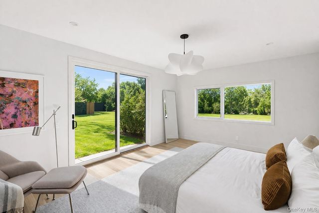 32 School Street, East Hampton, NY 11937