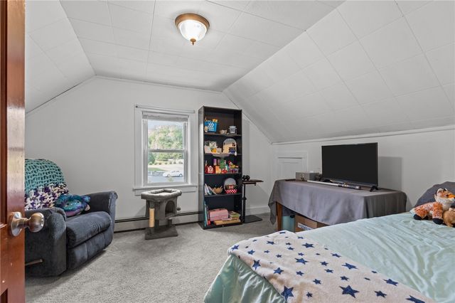 227 Angell Road, Lincoln, RI 02865