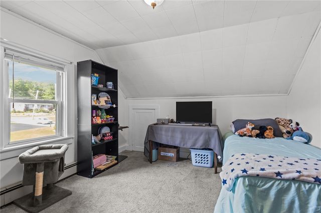 227 Angell Road, Lincoln, RI 02865