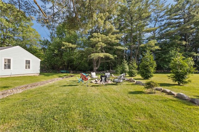 227 Angell Road, Lincoln, RI 02865