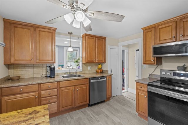 227 Angell Road, Lincoln, RI 02865